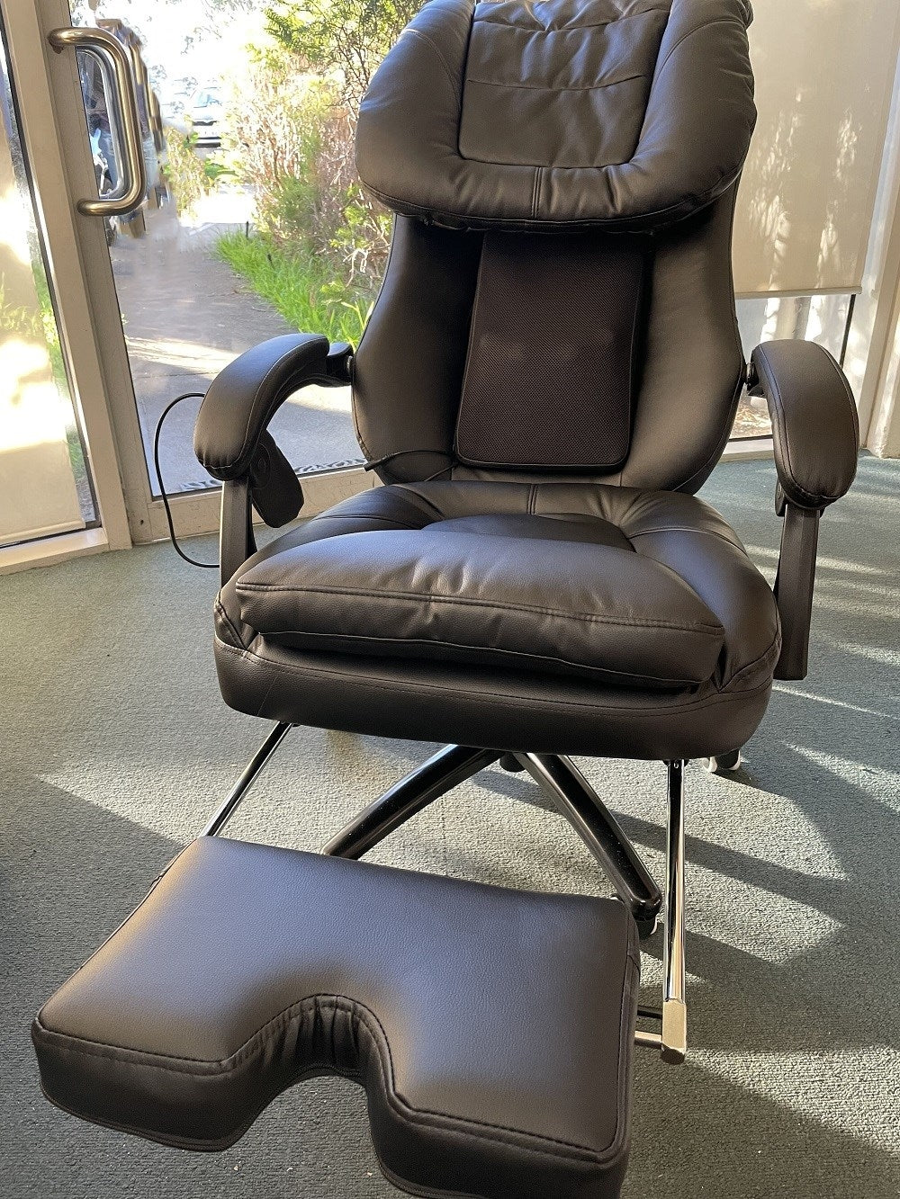 Deluxe Executive Reclining Office Chair with Massager Black