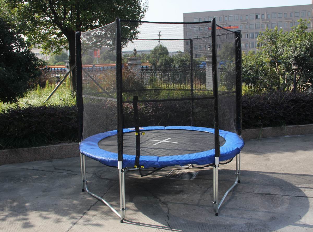 8ft Trampoline & Enclosure Set with Safety Net Ladder