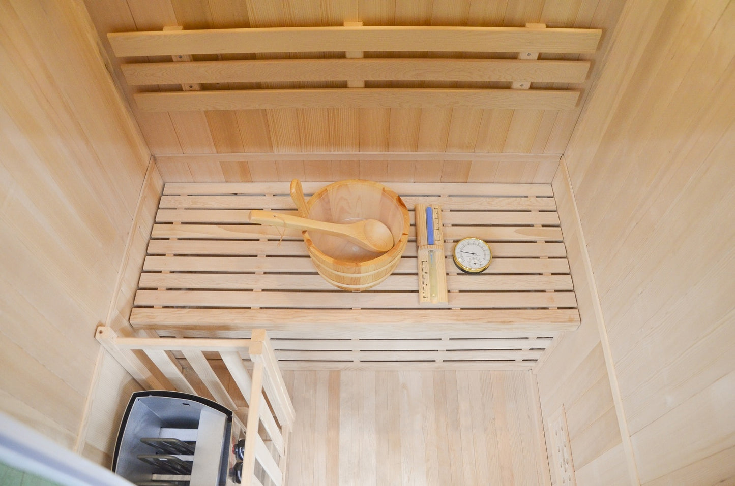 Greenland 2 Person Finnish Indoor Traditional Steam Sauna 3500W