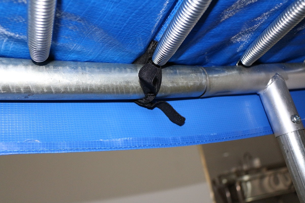 12FT Trampoline And Enclosure Set with Safety Net and Ladder