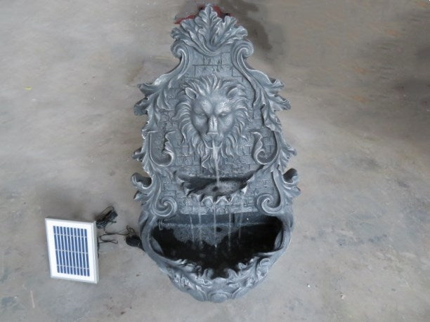 Garden Solar Wall Water Fountain Feature Lion Head Indoor Outdoor 78cm