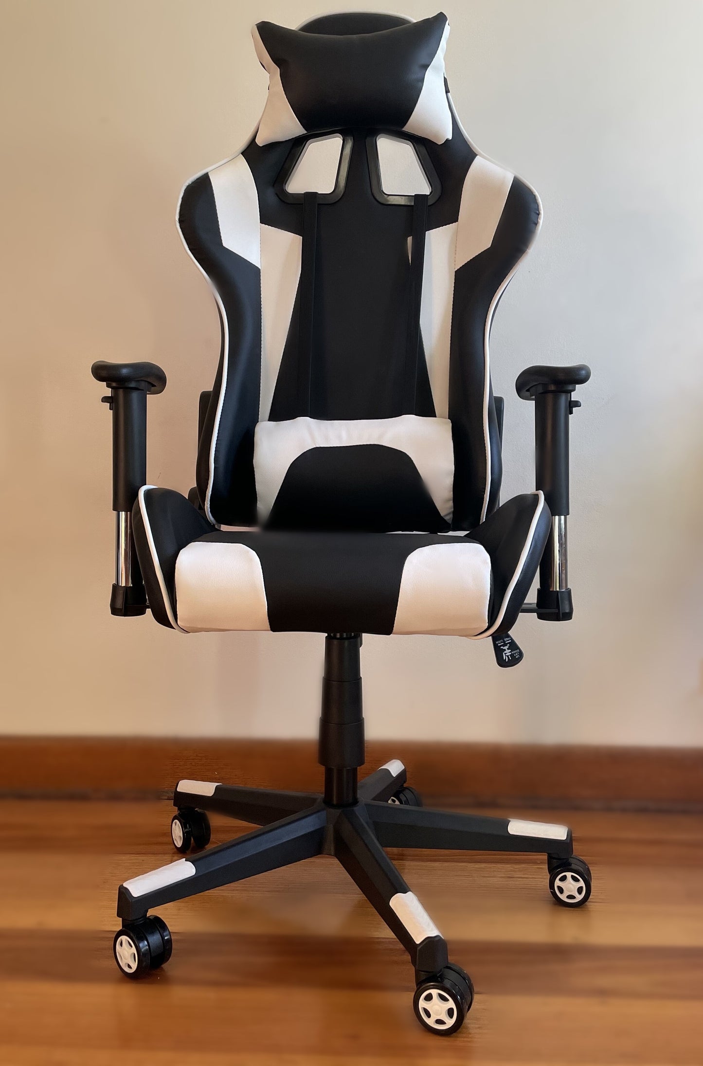 High Back 180 degrees tilt Ergonomic Gaming Office Executive Racing Chair Seat -Black and White