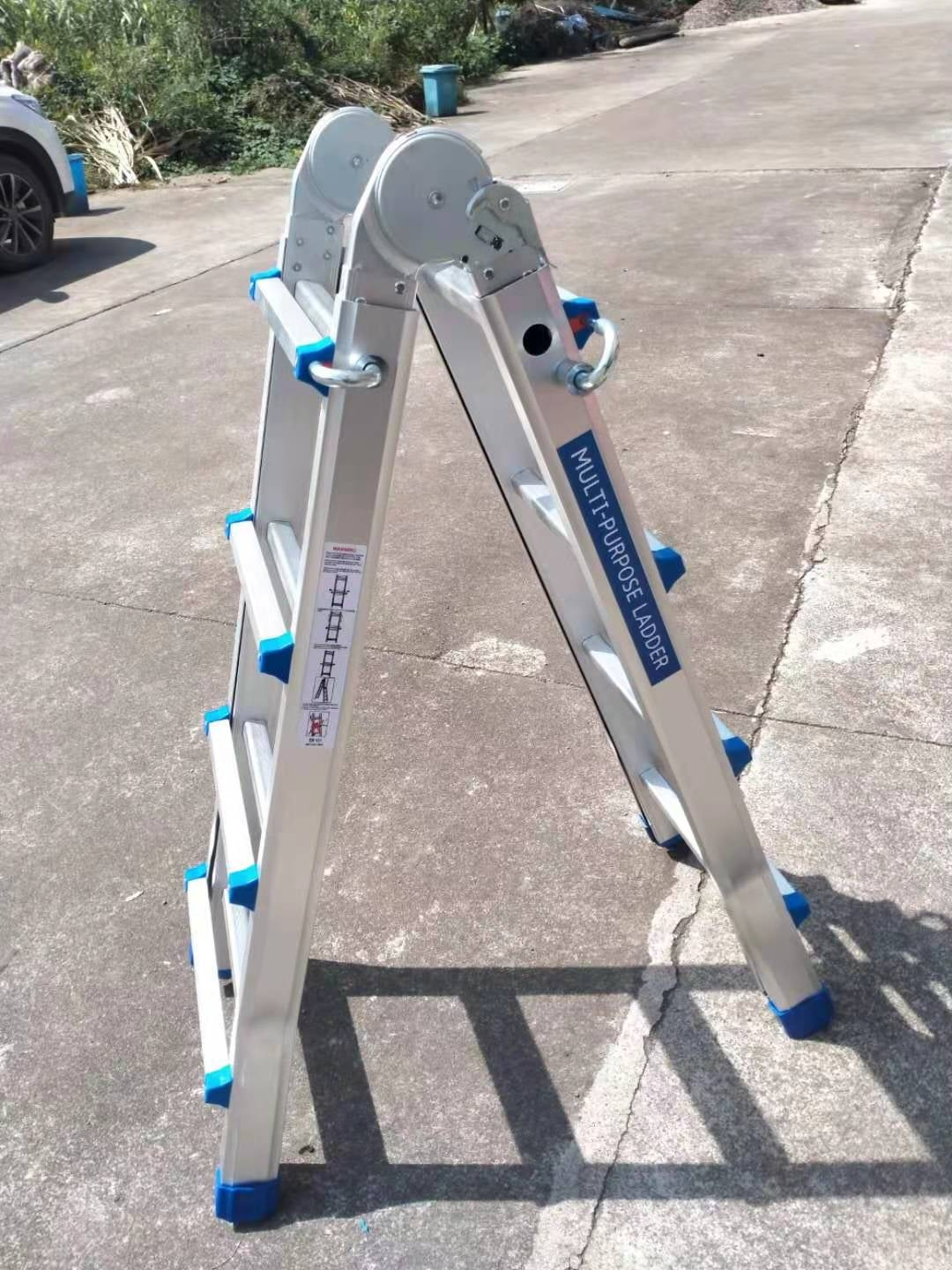 4M Multipurpose Foldable Ladder