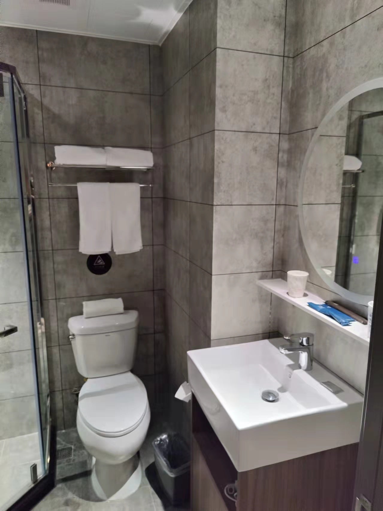 Tongue and Groove Interlocking Hollow Waterproof PVC Panels-600mm Width Concrete Grey Tiles