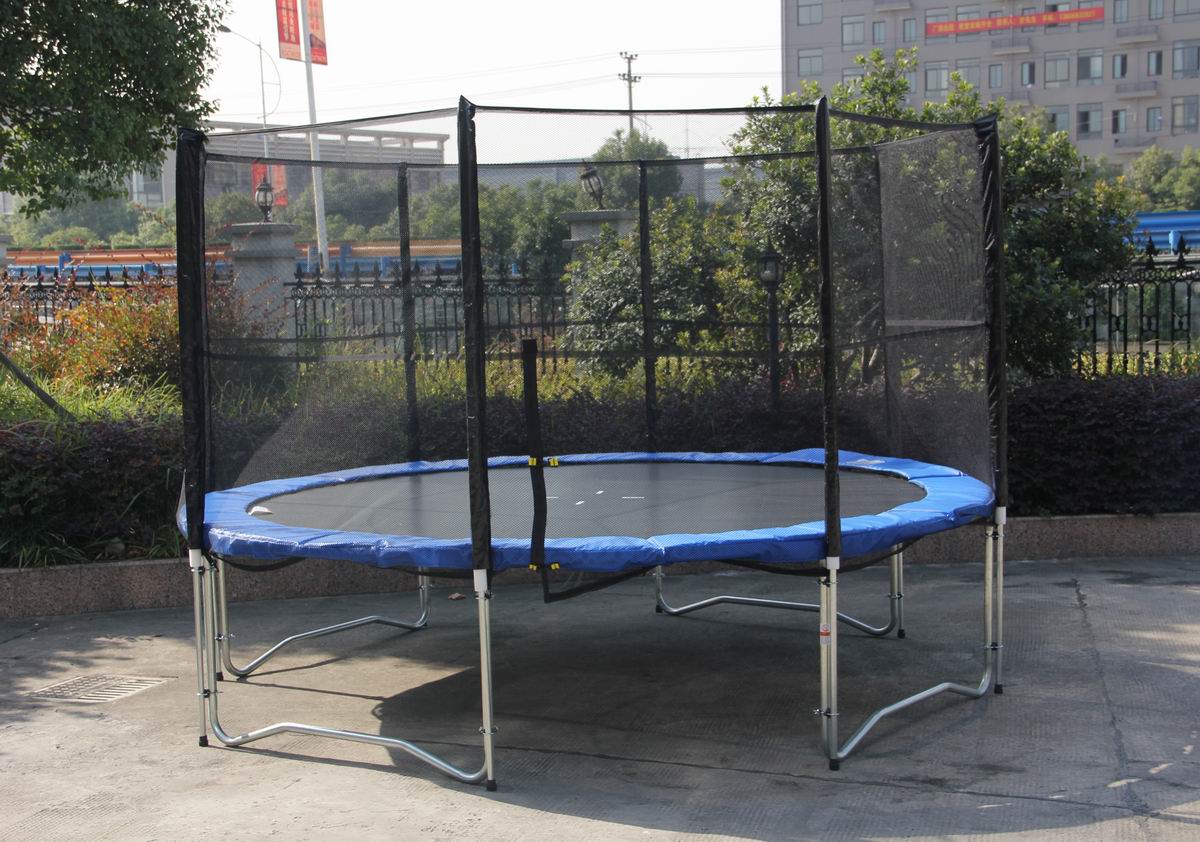 14FT Trampoline with Safety Net and Ladder