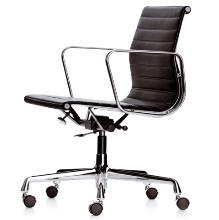 Eames Low Back Executive Chair Black Right