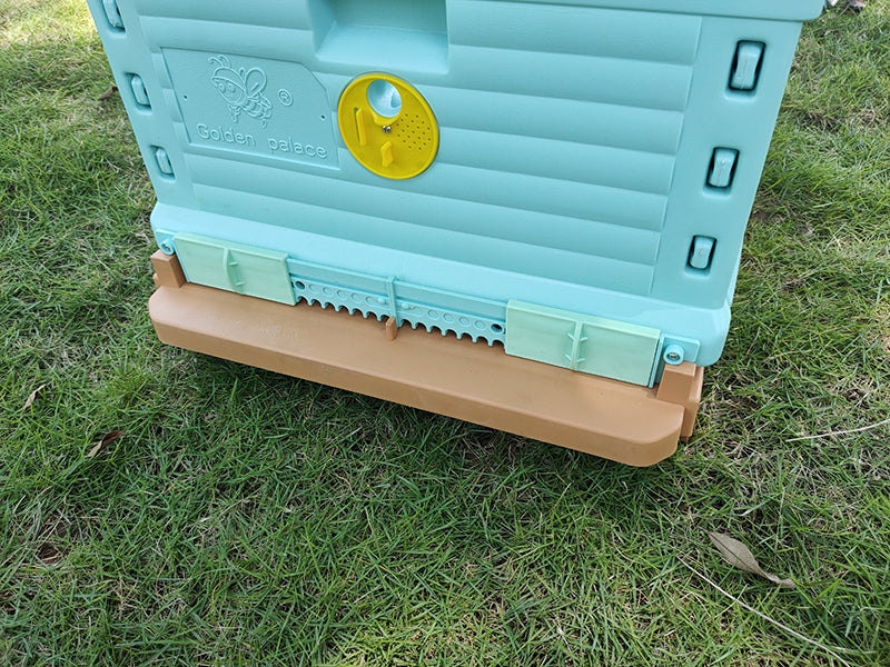 2 Layer Solid Insulation Plastic Beehive