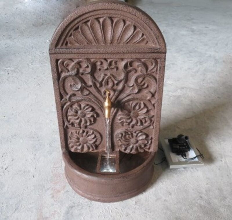 Garden Solar Wall Water Fountain Feature Copper Tuscan Indoor Outdoor 72cm